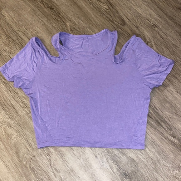lululemon athletica Tops - Lululemon Cropped T-Shirt
